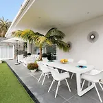 וילה Californienne D'exception Avec Piscine Rouge A אנטיב