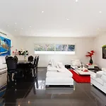 Californienne D'exception Avec Piscine Rouge A וילה אנטיב
