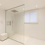 Villa Californienne D'exception Avec Piscine Rouge A Antibes